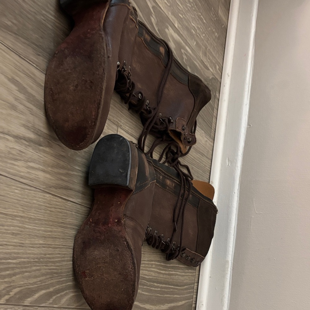 Freebird Raphael Size 10 - Picture 2 of 13